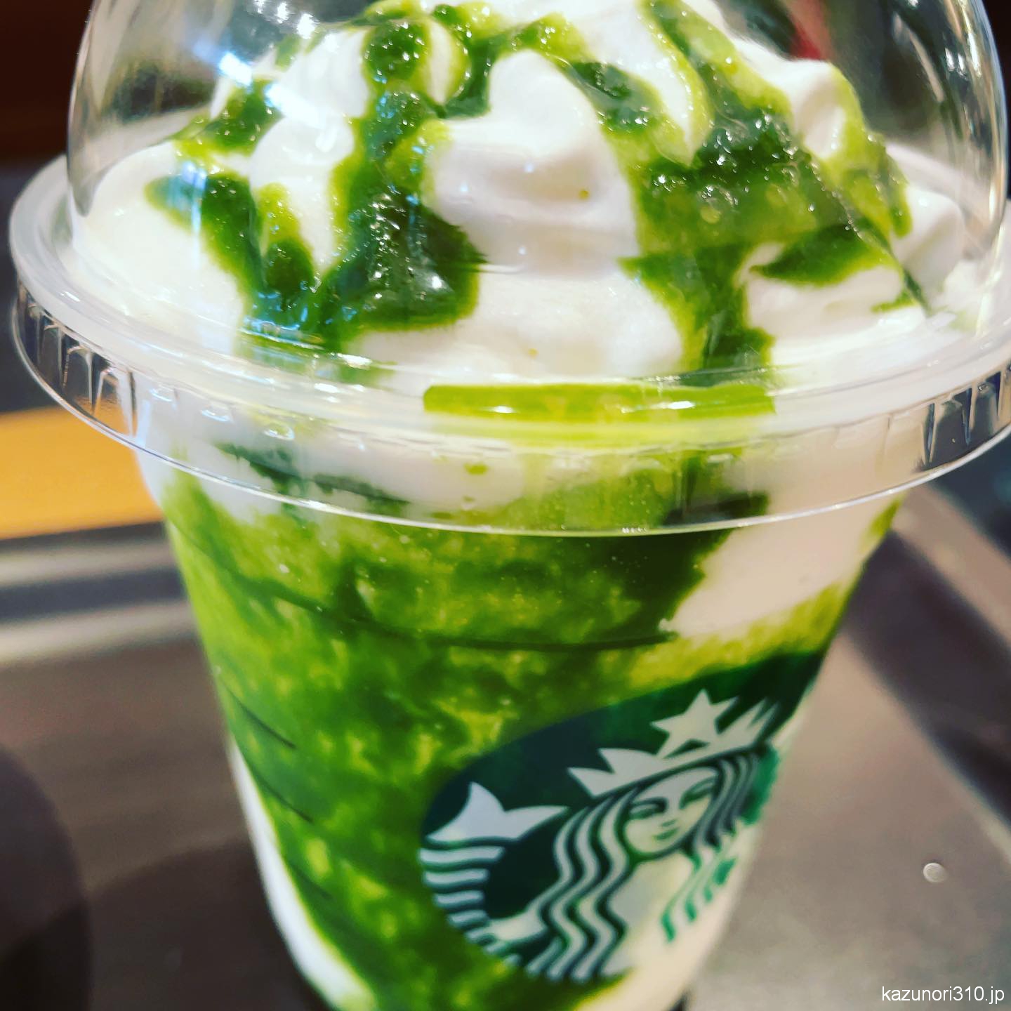 #ダッチャズンダマッチャ #フラペチーノ #スタバ 生々しい緑