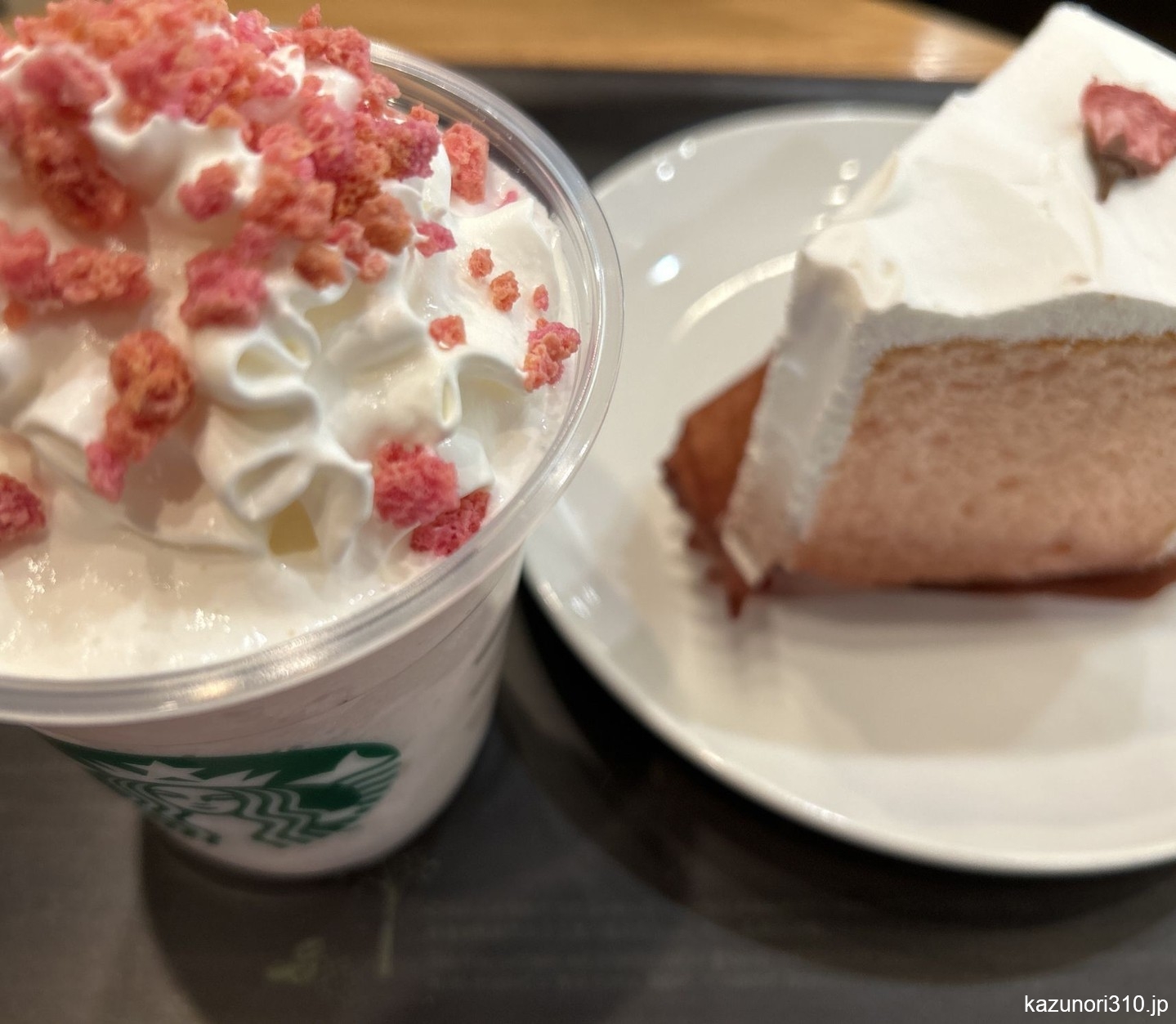 #さくら咲くサク #フラペチーノ #さくらシフォンケーキ #スターバックス